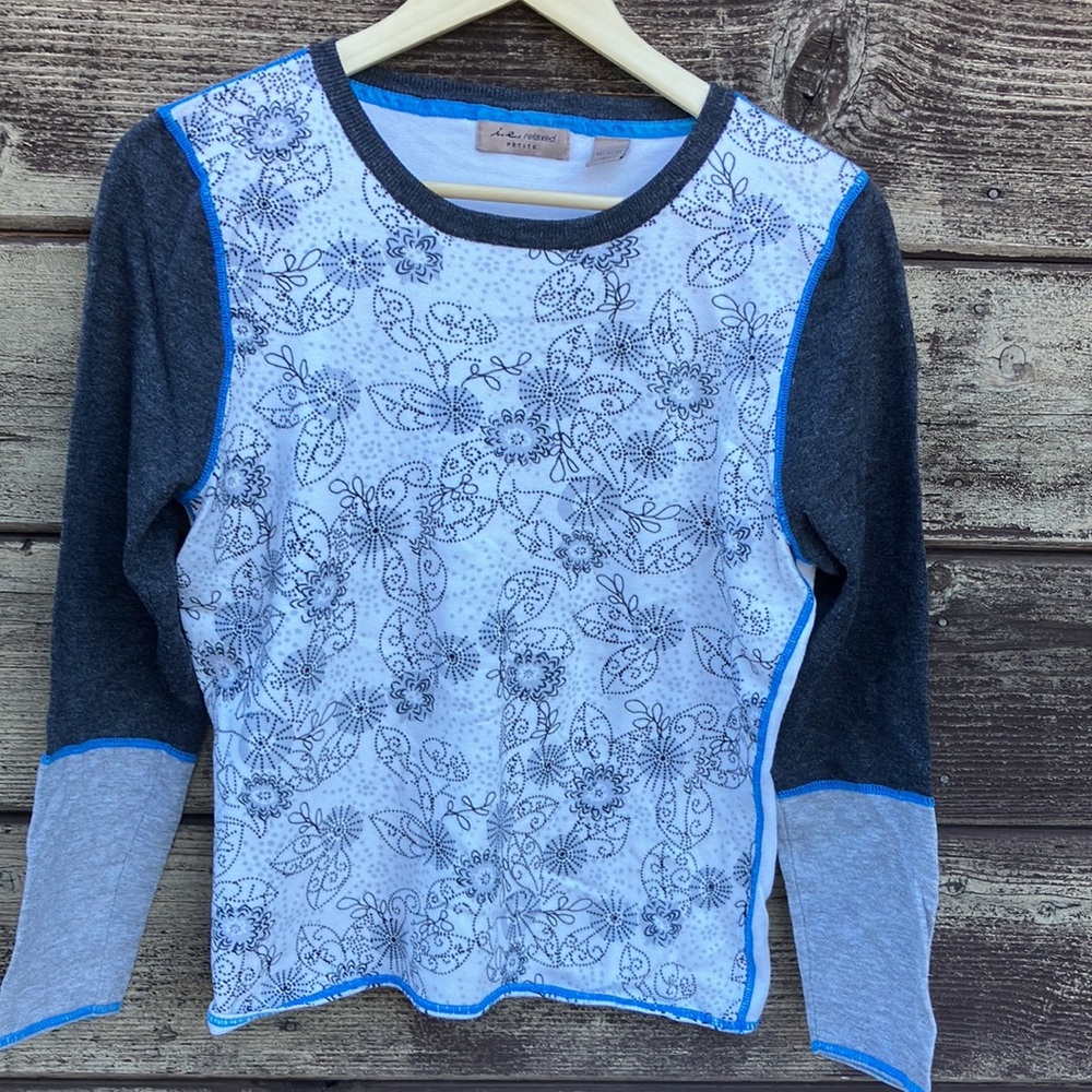 IE Relaxed Lightweight Shirt - Picture 3 of 9
